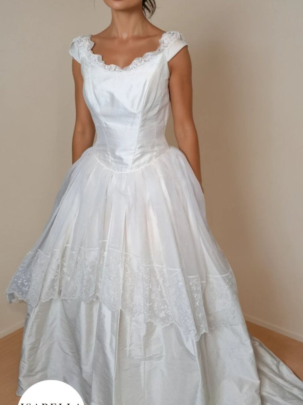 Isabella - Vintage Silk Taffeta / Lace Bridal Gown Size 2